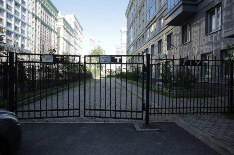 Продам земельный участок под ИЖС 2015 м.кв.