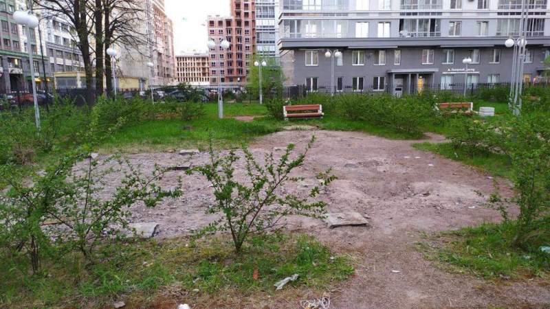Продам земельный участок под ИЖС 2015 м.кв.