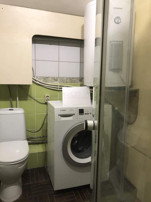 Сдам в аренду посуточно квартиру-студию 18 м.кв.